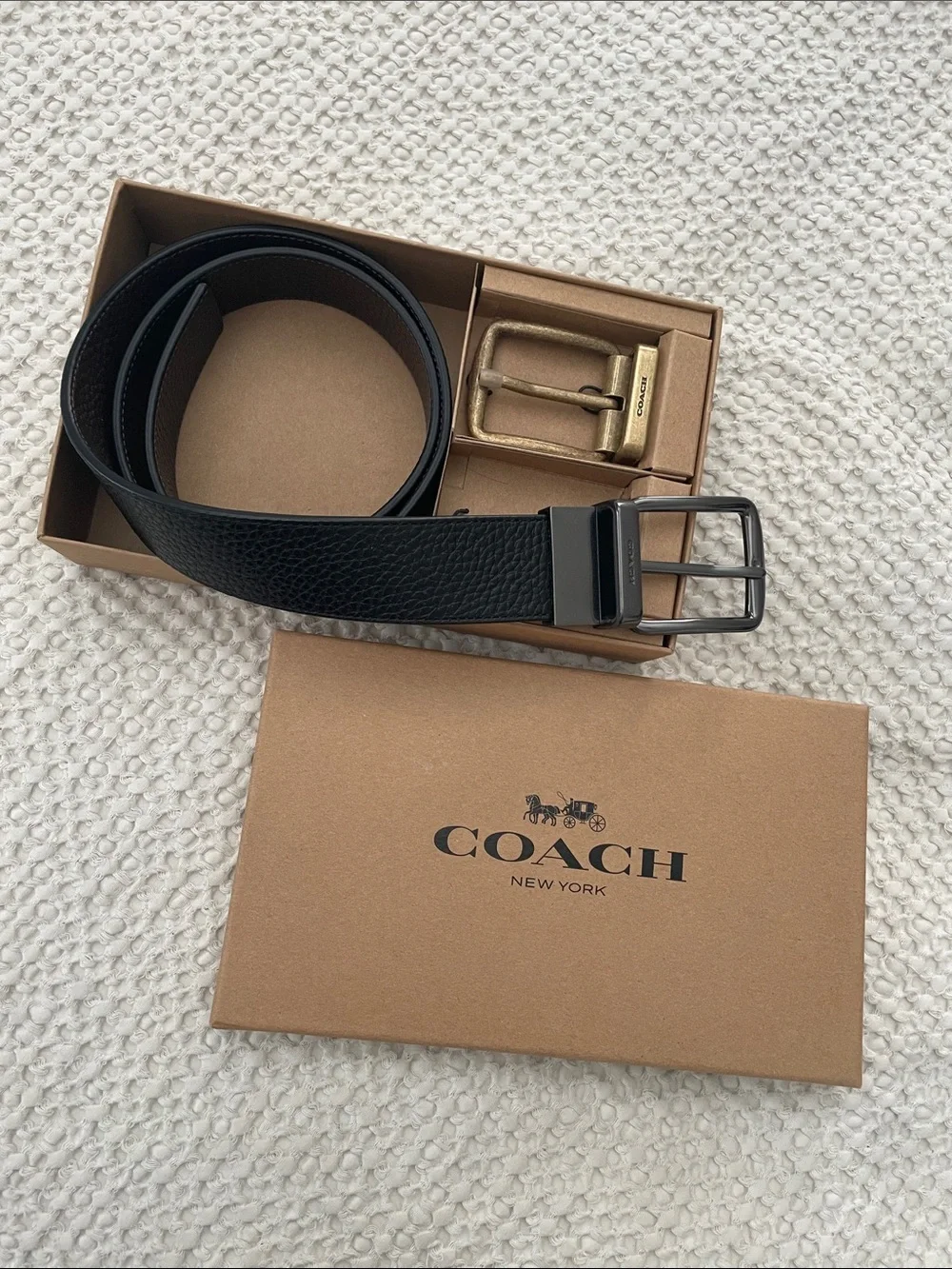 Coach Men's Reversible Black and Brown Leather Belt with gold and chrome buckles - Picture 1 of 7
